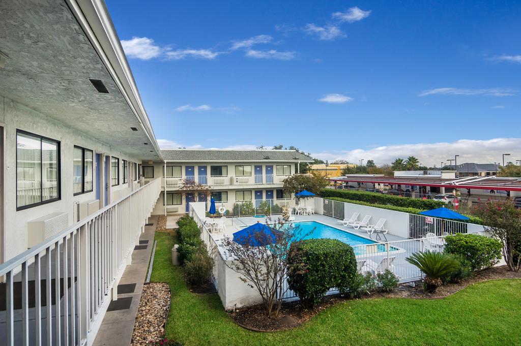 Motel 6-College Station, Tx - Bryan Екстериор снимка